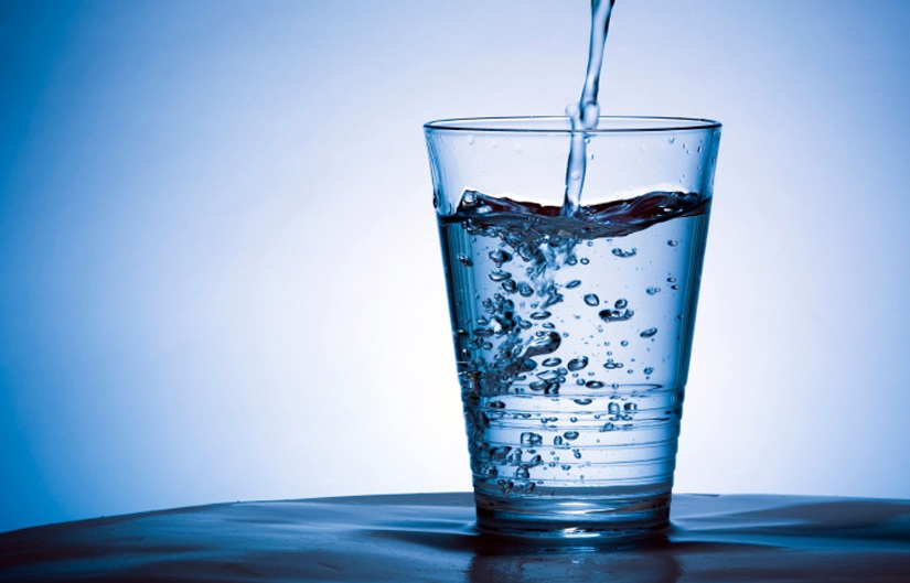waterglasspour