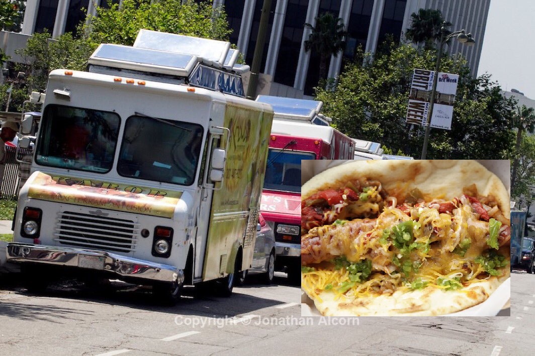 batallón de camiones de tacos1